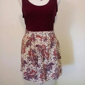 Paisley mini skirt-like new-very cute!